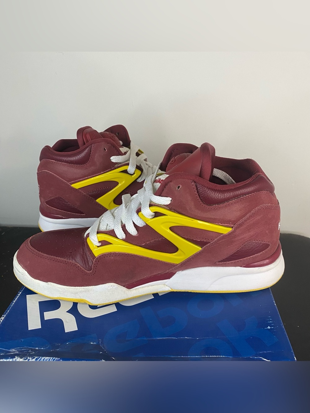 RARE Size 11 - Reebok Pump Omni Lite Burgundy Gold Yellow - Picture 5 of 10